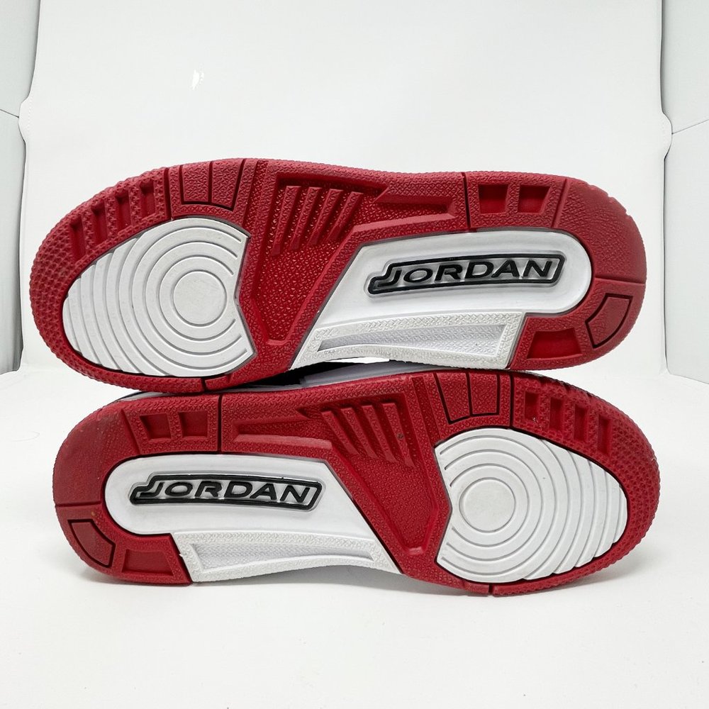 JORDAN LEGACY 312 BOYS (5Y) - Picture 4 of 8